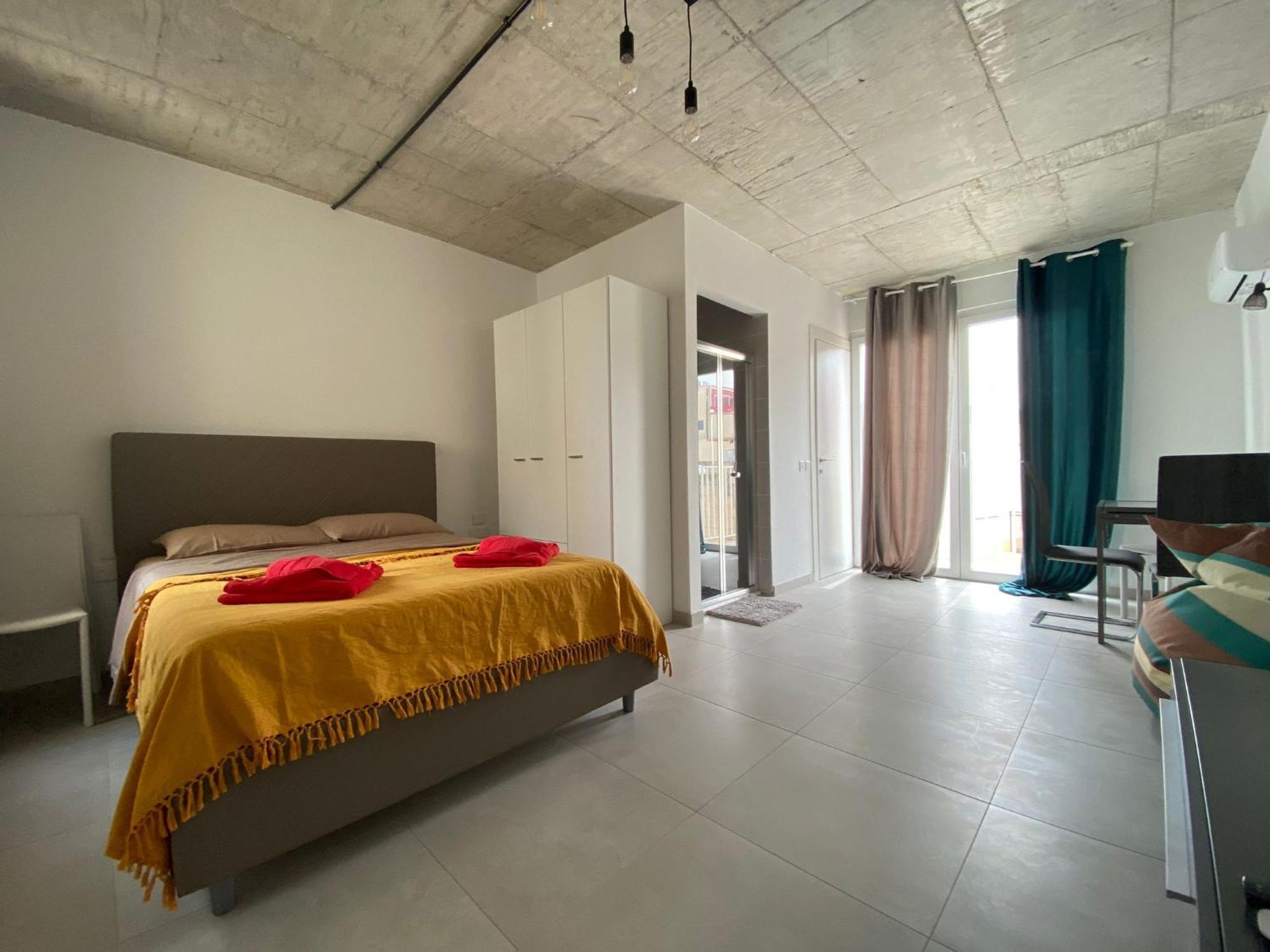 Minimal & Arty Townhouse Apartment Hamrun Exterior foto
