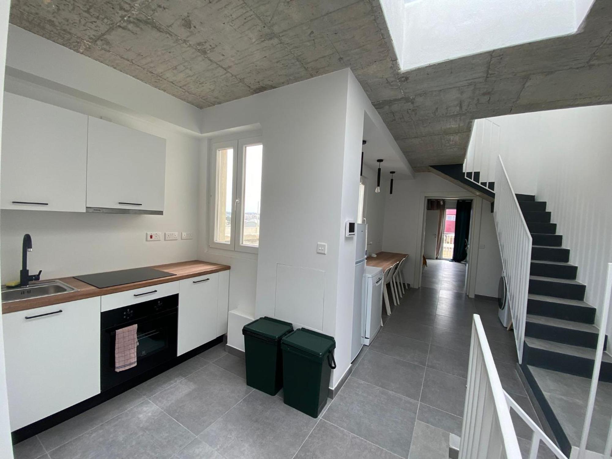 Minimal & Arty Townhouse Apartment Hamrun Exterior foto