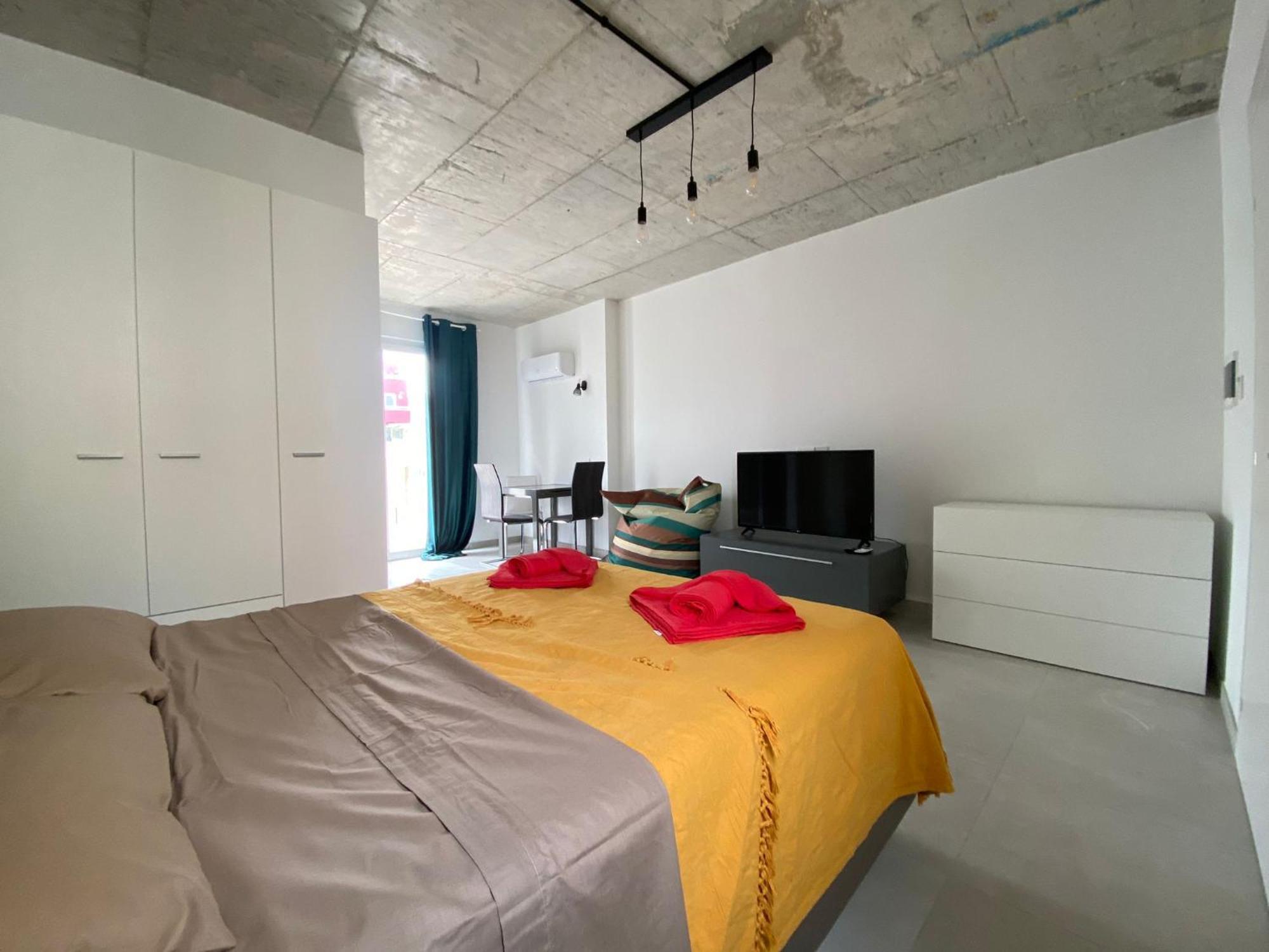 Minimal & Arty Townhouse Apartment Hamrun Exterior foto